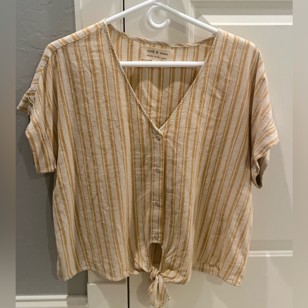 White and yellow striped button-down